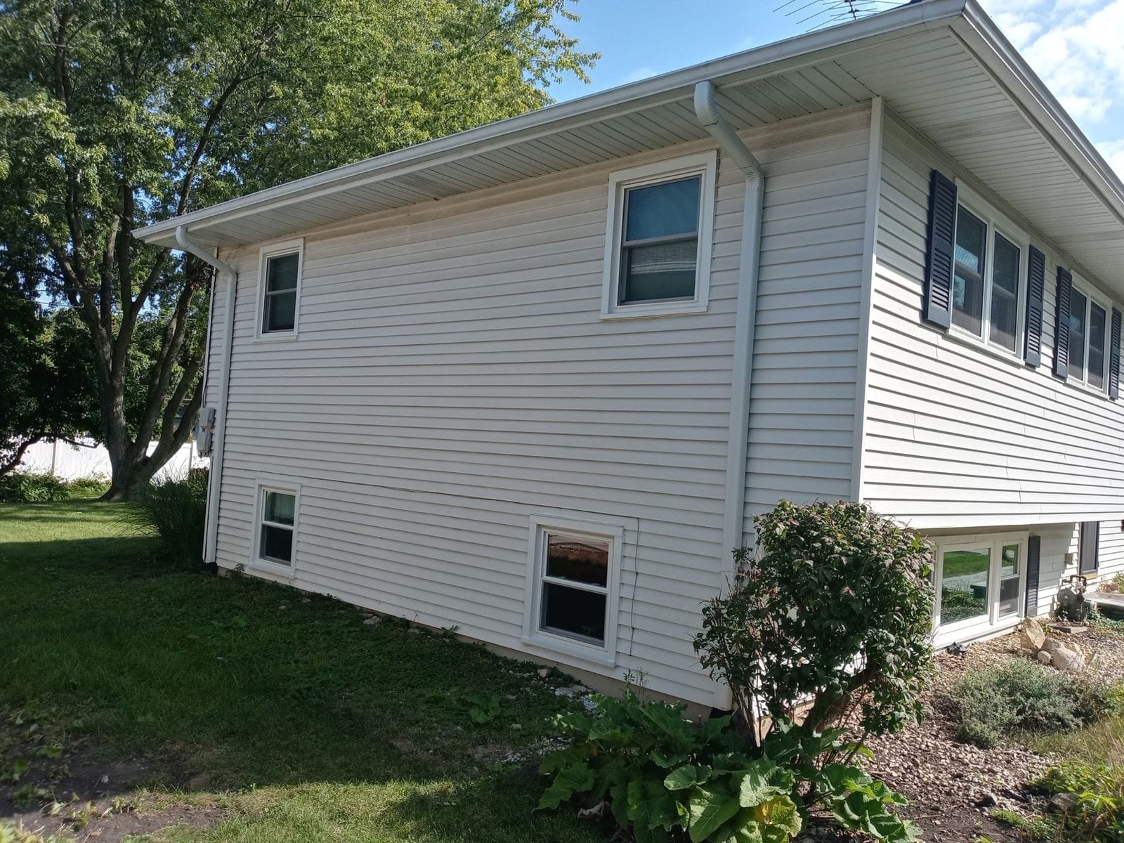 Before view of front of house